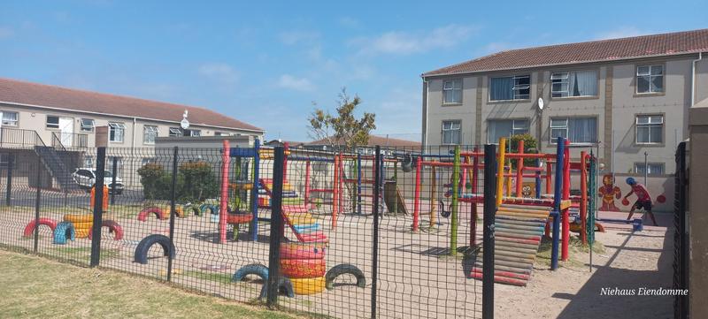 To Let 2 Bedroom Property for Rent in Guldenland Western Cape
